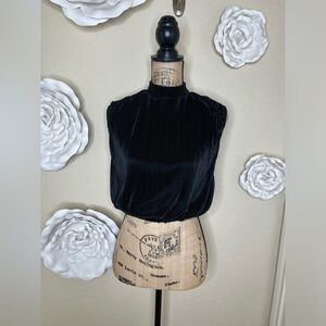 NTM: Ro & De Sleeveless Mock Turtleneck Black Ribbed Cropped Blouse Size Medium